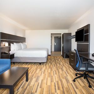 King Suite Hearing accessible